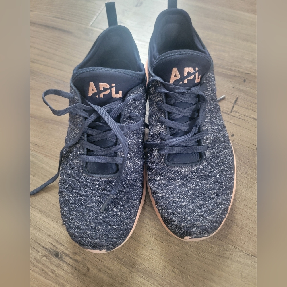 APL Techloom Phantom Shoes Size 9